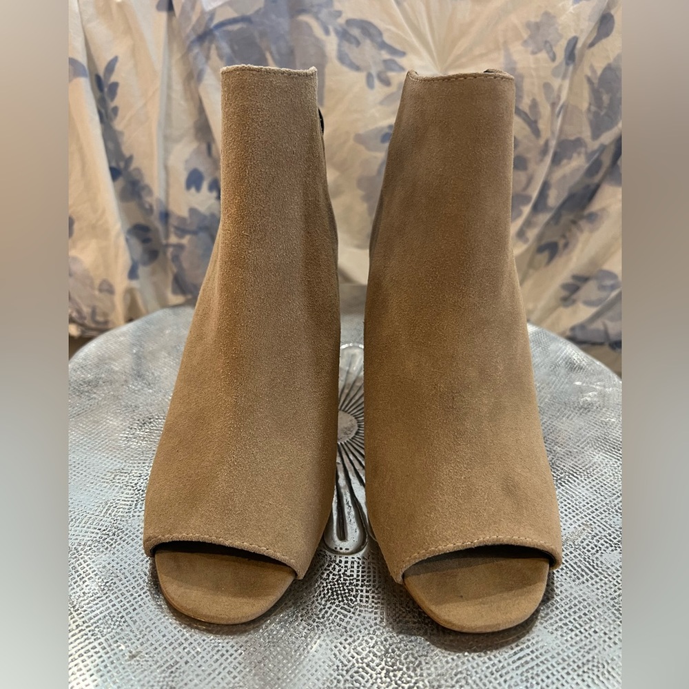 Sole Society Open toe & back booties